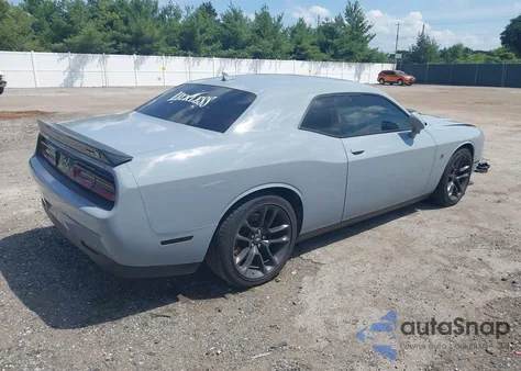 2021 Dodge Challenger R/T Scat Pack z USA, uszkodzony, nr VIN 2C3CDZFJ0MH638261